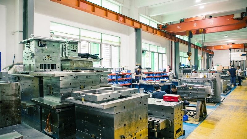 汽车拉伸模具：揭秘十大品牌背后的技术奥秘