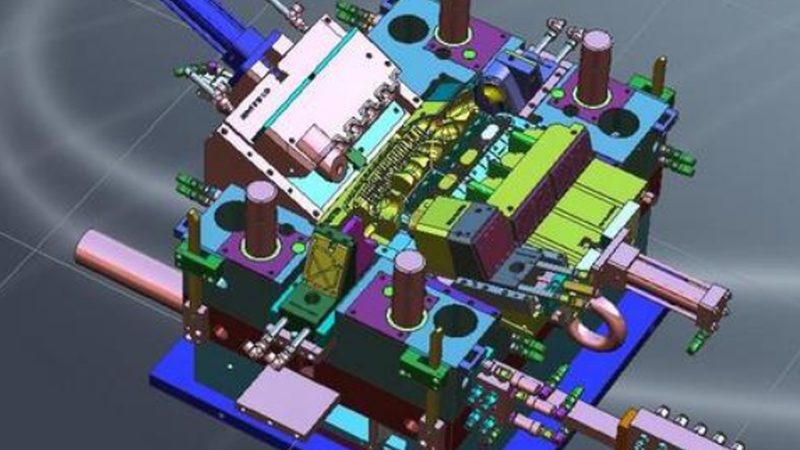小批量塑料模具加工：规格选择与工艺考量**