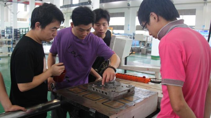 揭秘小型压铸模具：如何识别十大品牌实力
